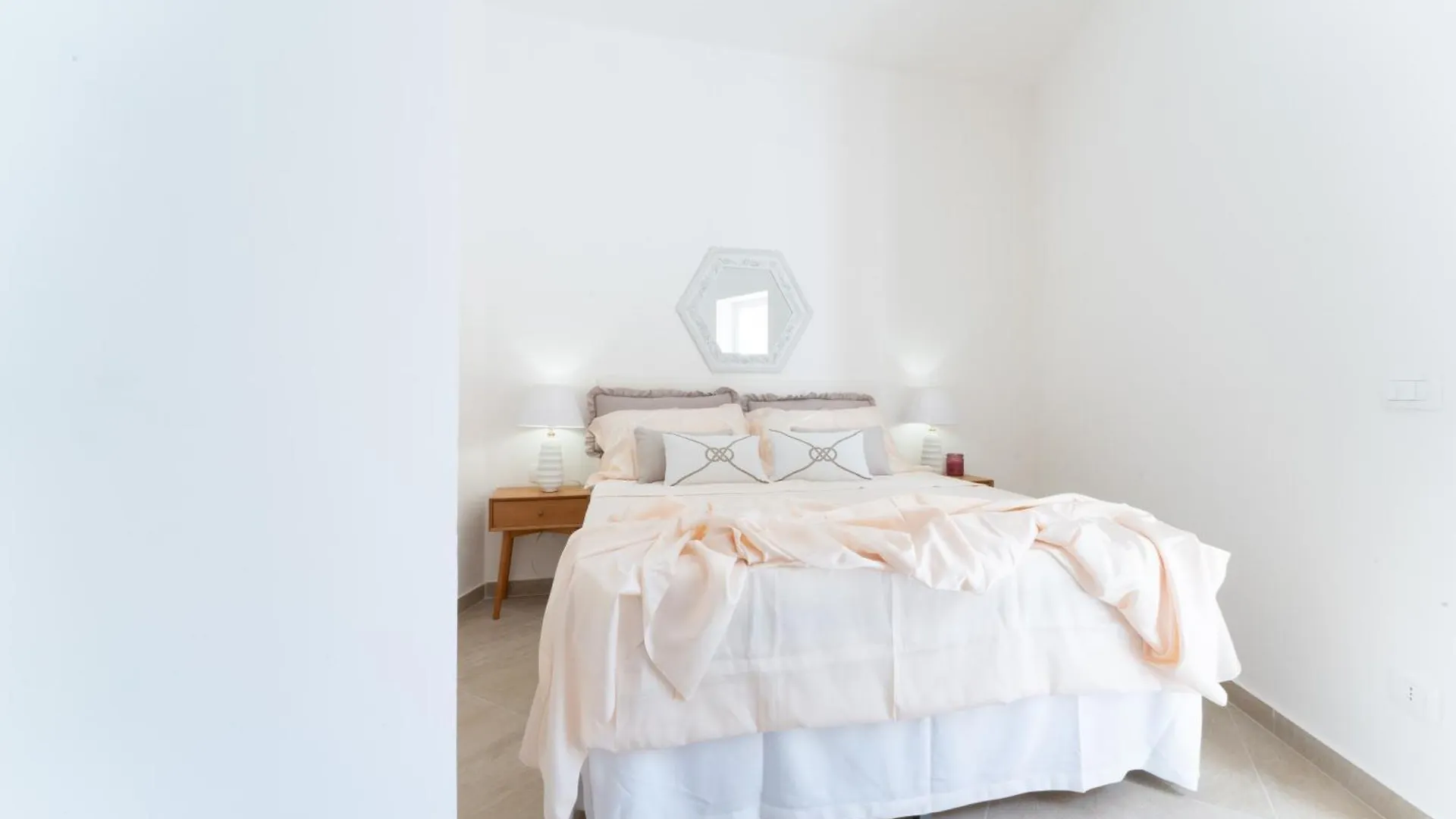 Cave Bianche Apartments Фавиньяна Италия