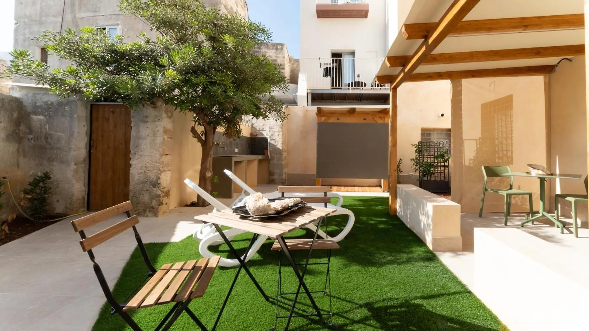 Cave Bianche Apartments Favignana